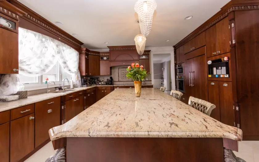 Ivory Brown Granite Kitchen Counter Top